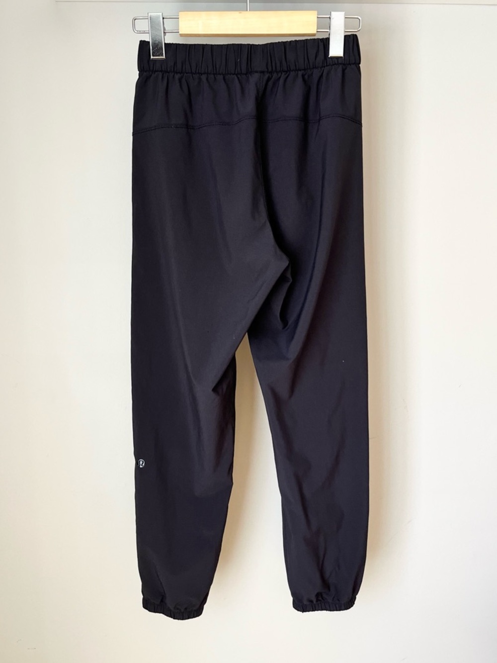 Lululemon Lightweight Pants - Picture 3 of 6